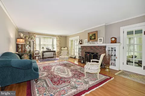 30 E Oak Ave, Moorestown, NJ 08057 photo 4