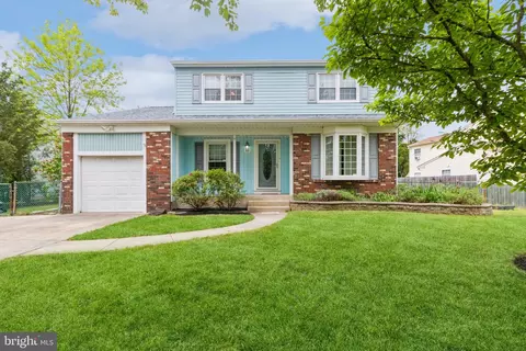 111 Meadow Ln, Marlton, NJ 08053