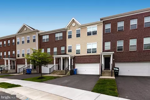 12 Kramer Ct, Florence, NJ 08518