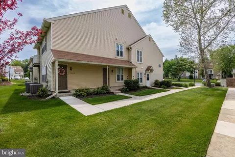 1803 Sedgefield Dr # a, Mount Laurel, NJ 08054