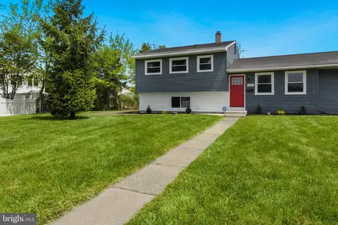 430 Dartmouth Ave, Pemberton, NJ 08068