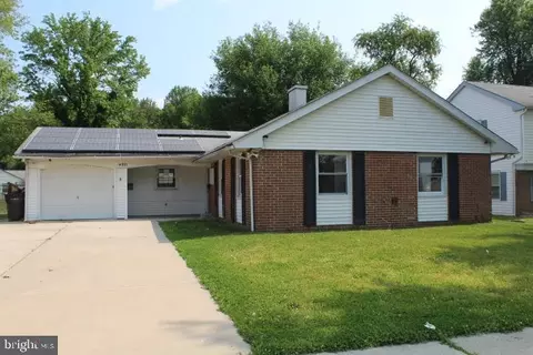 111 Pageant Ln, Willingboro, NJ 08046