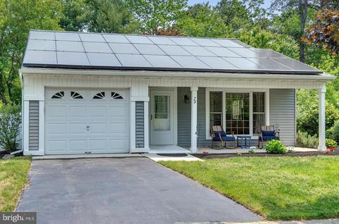 79 Maidstone Pl, Southampton, NJ 08088