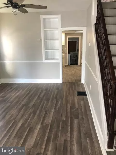27 Cherry St, Mount Holly, NJ 08060