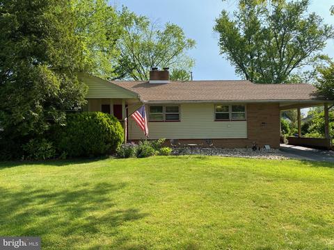 303 Pembrook Ave, Moorestown, NJ 08057