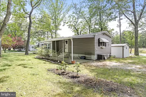 73 Holly Ct, Tabernacle, NJ 08088 photo 4