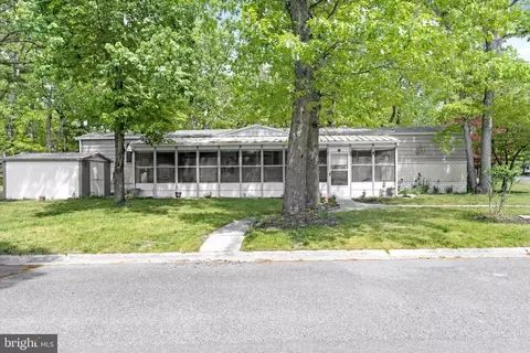 73 Holly Ct, Tabernacle, NJ 08088 photo 2