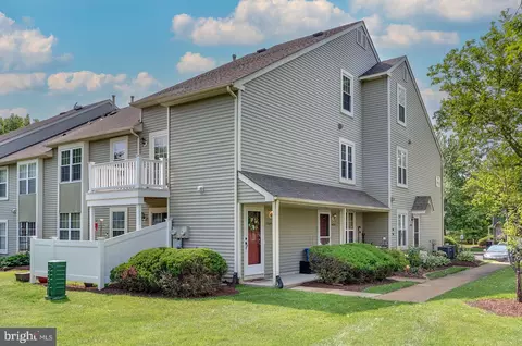 3004 Fenwick Ln # b, Mount Laurel, NJ 08054