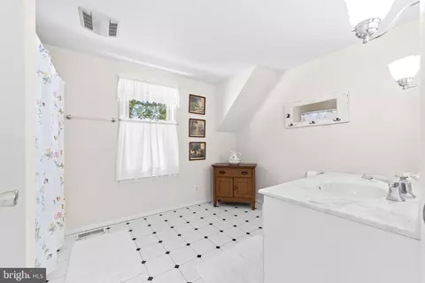 647 Sunset Ave, Maple Shade, NJ 08052 photo 24