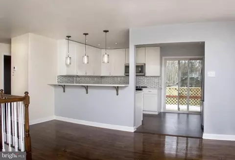 7 Musket Ln, Mount Laurel, NJ 08054