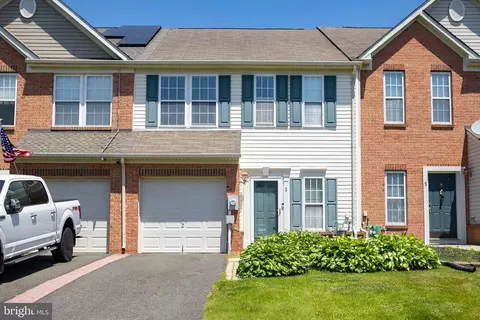 3 Rosemary Dr, Lumberton, NJ 08048