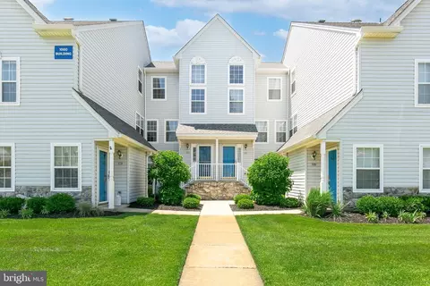 1006 Squirrel Rd, Marlton, NJ 08053