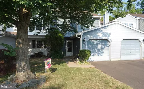 10 Kennebec Ct, Bordentown, NJ 08505