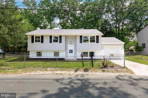 303 Bayberry St, Browns Mills, NJ 08015