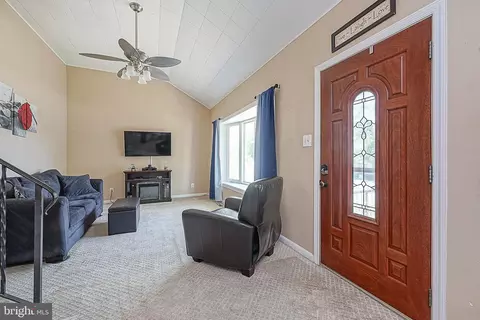 502 Ithaca Ave, Delran, NJ 08075 photo 4