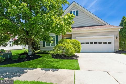 52 Lowell Dr, Marlton, NJ 08053