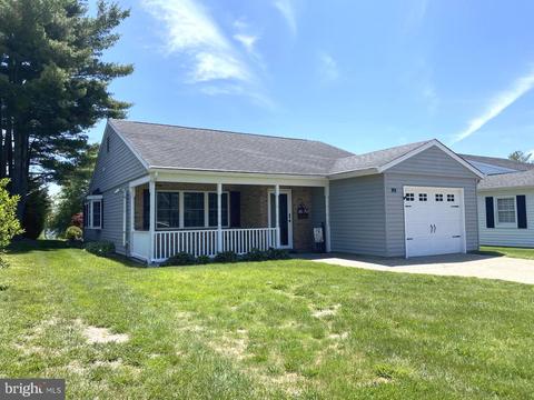 61 Dorchester Dr, Southampton, NJ 08088