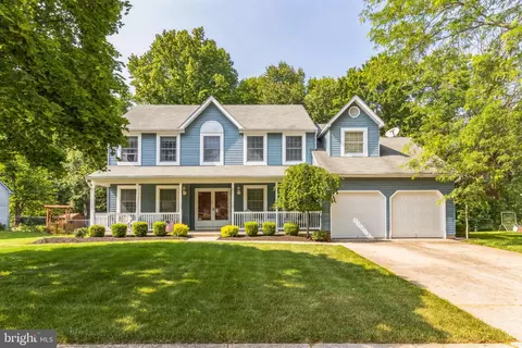 65 Kensington Dr, Mount Holly, NJ 08060