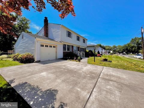 60 Cornell Dr, Delran, NJ 08075 photo 2