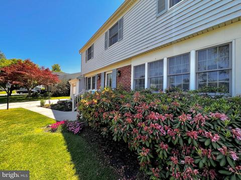 60 Cornell Dr, Delran, NJ 08075 photo 4