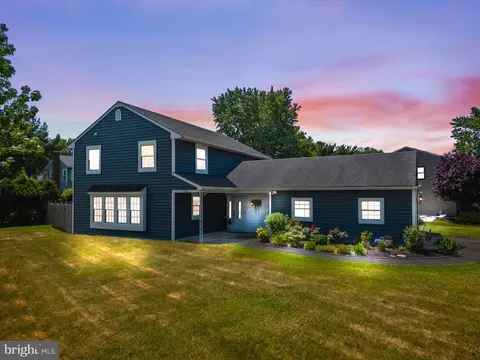100 Thornwood Dr, Marlton, NJ 08053