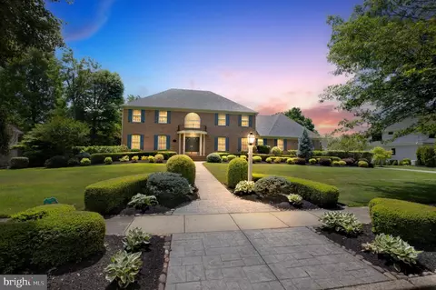 734 Mill St, Moorestown, NJ 08057