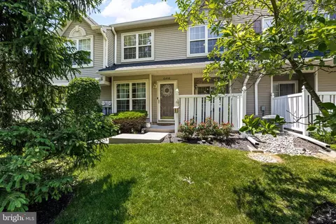 6406 Coventry Way, Mount Laurel, NJ 08054