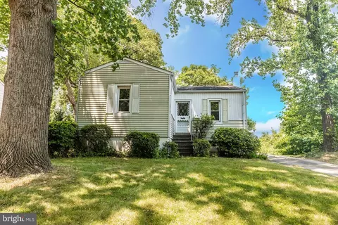 241 E Germantown Ave, Maple Shade, NJ 08052