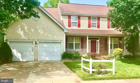 15 Brentwood Dr, Burlington, NJ 08016