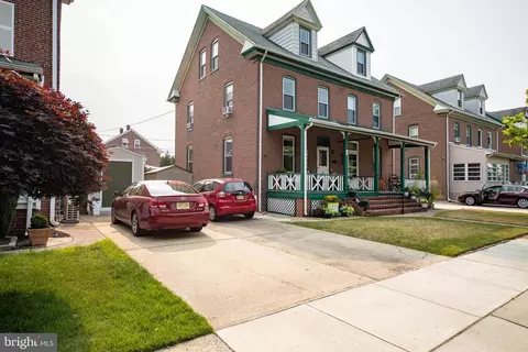 110 6th Ave, Roebling, NJ 08554