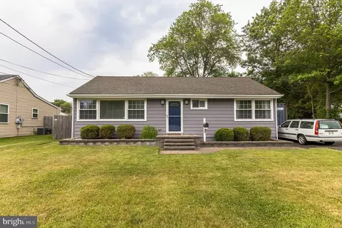 37 King Ave, Marlton, NJ 08053
