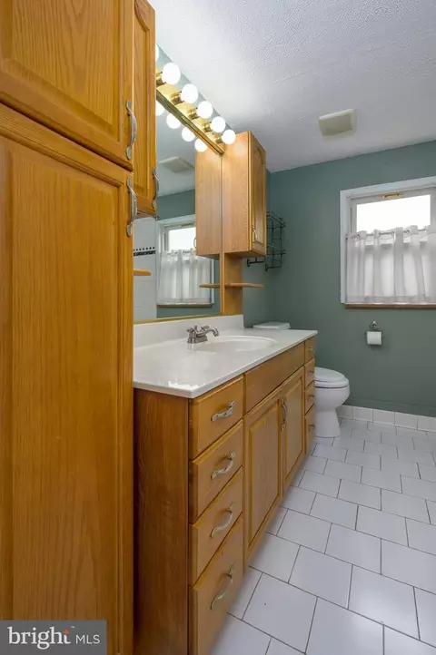 314 Mecray Ln, Maple Shade, NJ 08052 photo 11