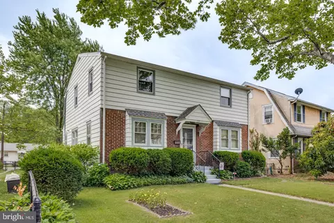 109 Leconey Cir, Palmyra, NJ 08065