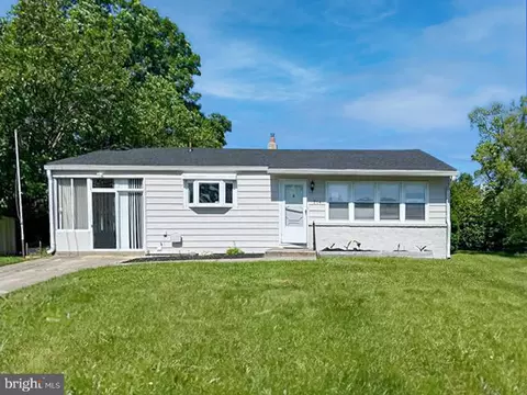 214 Robin Ln, Mount Holly, NJ 08060