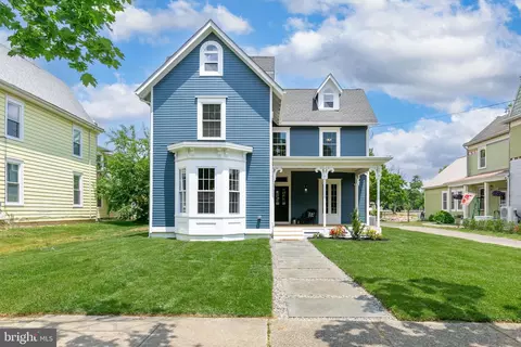 36 Elizabeth St, Pemberton, NJ 08068