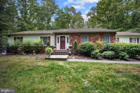 130 Grassy Lake Rd, Shamong, NJ 08088