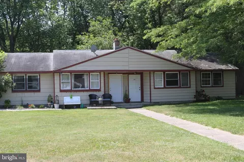 171 Kinsley Rd, Pemberton, NJ 08068