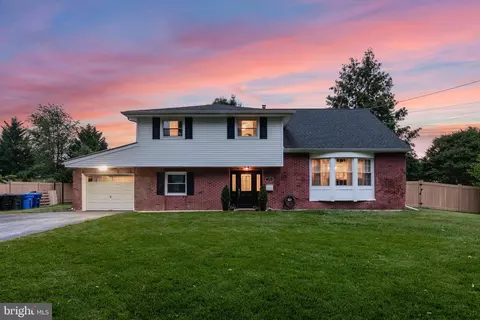 115 Monticello Dr, Cinnaminson, NJ 08077