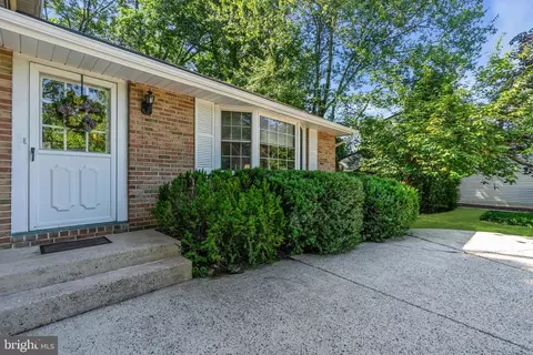 657 Cornwallis Dr, Mount Laurel, NJ 08054 photo 5