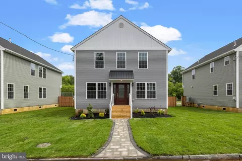 12 W Monroe St, Mount Holly, NJ 08060