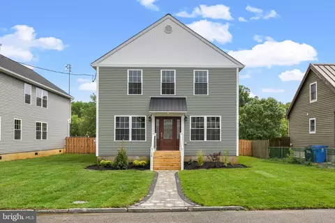 14 Monroe St W, Mount Holly, NJ 08060