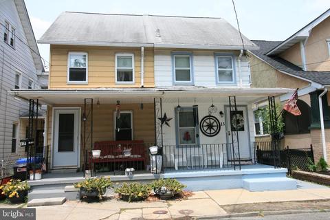 17 Budd St, Mount Holly, NJ 08060