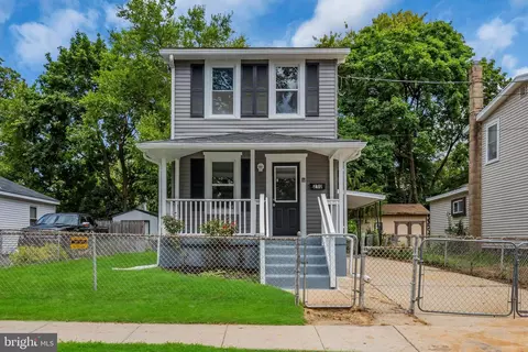 210 Washington St, Delanco, NJ 08075