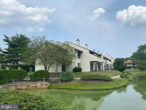 34 E Daisy Ln # b, Mount Laurel, NJ 08054