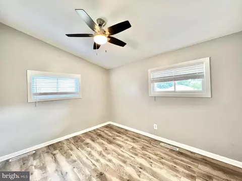 620 Windsor Ave, Maple Shade, NJ 08052 photo 12