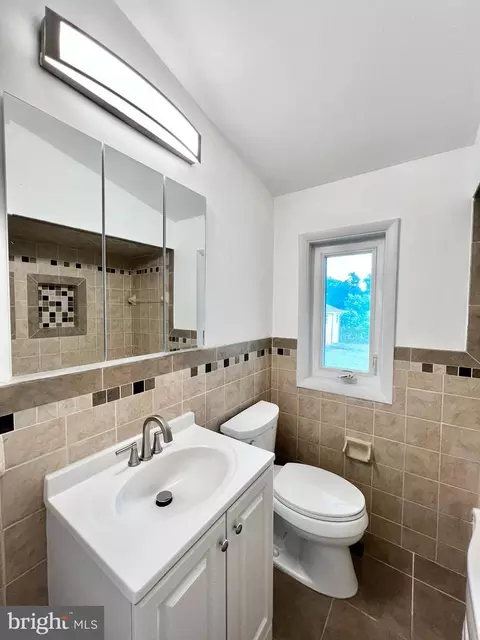 620 Windsor Ave, Maple Shade, NJ 08052 photo 9
