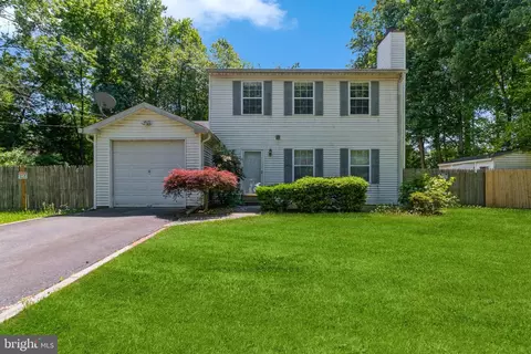 36 4th St, Marlton, NJ 08053