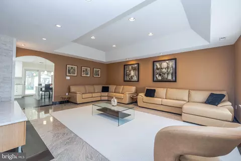 13 Dartmouth Ct, Evesham, NJ 08053 photo 3