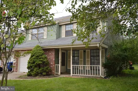 188 Stratton Ln, Mount Laurel, NJ 08054