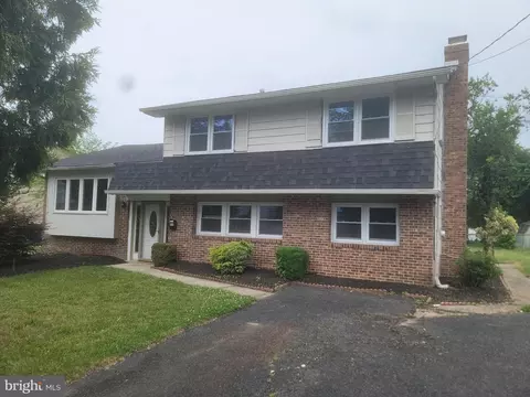 104 Sunset Ln, Beverly, NJ 08010